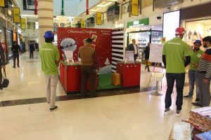 DLF Place - Saket organises Christmas for Good in association with Feeding India