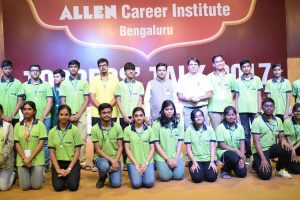 Bangalore Toppers with Director and VP of Allen Institute