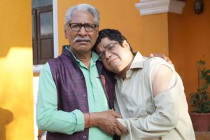 Rajendra Gupta as Babuji and Sumit Arora as Gomukh in Sony SABs Chidiyaghar