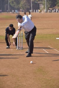 Uday Kotak - EVC and MD - Kotak Mahindra Bank plays a friendly cricket match with visually challenged cricketers of Maharashtra team