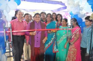 Smt Mamata Pandey - Hon Mayor - Satna opens PEPS Store