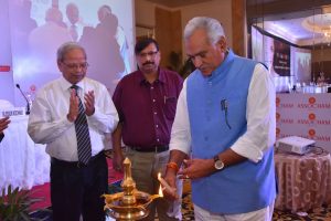 Left - Dr B K Rao - Right - C R Chaudhary - ASSOCHAM COSMe India 2017 - Personal Care Products